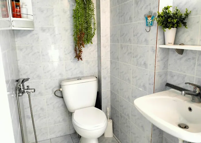 Дом отдыха Kula Halkidiki - 1br Family In Nea Флогита